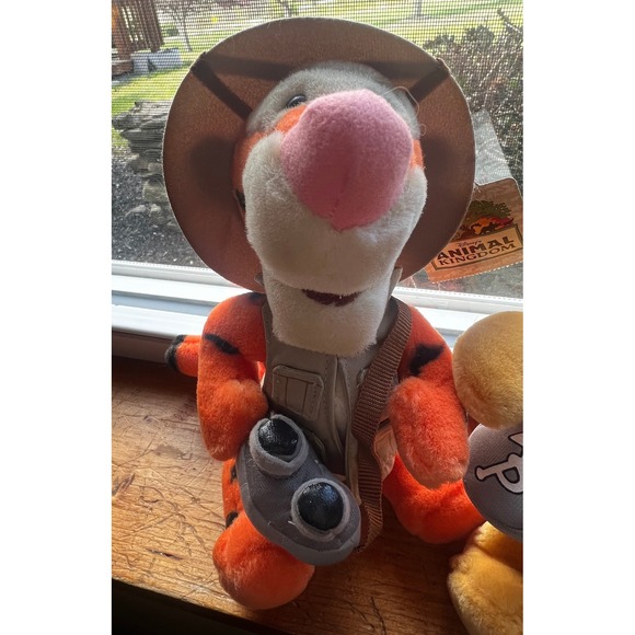 Disney Safari Pooh & Tigger NEW Plush Animal Kingdom Explorer Vintage - Picture 3 of 7